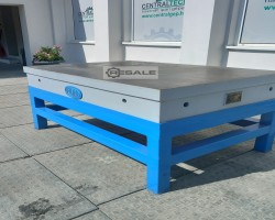 Maschine: FUJITA JIS B 7513 Montagetische