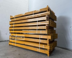 Maschine: JUNG HEINRICH Delta 3.000kg Palettenregaltraverse Regaltraverse Traverse