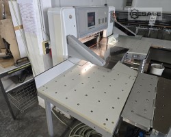 Maschine: POLAR 92 ED Papierschneider