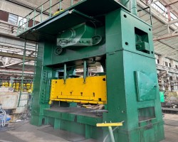 Maschine: STANKO K3535A,315t Doppelkurbel-Blechprägepresse