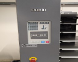 Maschine: DUPLO isaddle Broschürenfertigungsmaschinen