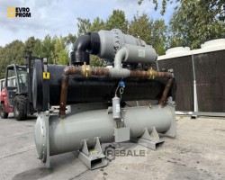 Maschine: CARRIER 30XW 0452B0006 Chiller