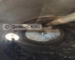 Maschine:  15.000 l. Edelstahltanks und Behälter
