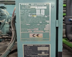 Maschine: YORK Millennium YK EA EA H4C SCP E Kühler