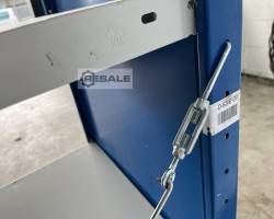 Maschine: META CLIP Abm.: 2490 x 635mm Fachbodenregale