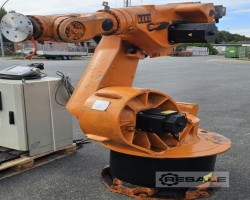 Maschine: KUKA KR 30/2 Achs-Roboter Schweißroboter Industrieroboter