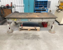 Maschine:  300 x150 cm Anreissplatten