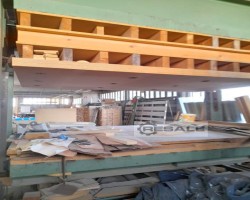 Maschine: ITALPRESSE PHF Furnierpressen