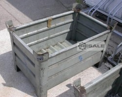 Maschine:   Stapelboxen