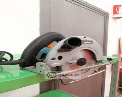 Maschine: MAKITA 5603R Kreissägen