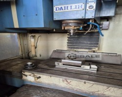 Maschine: DAHLIH MCV 720 CNC Fräszentren