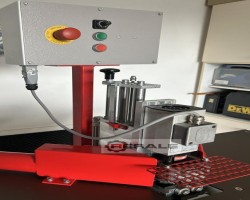 Maschine: LANGR B 60 Formteilradiusfräsmaschinen