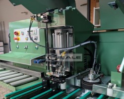 Maschine: URBAN AMS 6010 automatic srewdriver Fensterfertigungsmaschinen für  Kunststofffenster