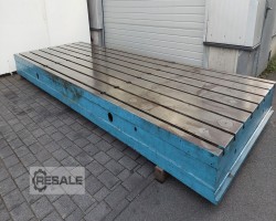 Maschine:  5500 x 2000 x 350 Aufspannplatten