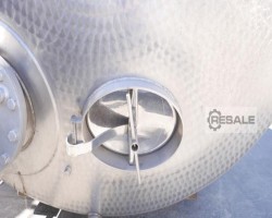 Maschine:  31.000 Liter Lagertank auf 8 Füßen liegend aus V2A