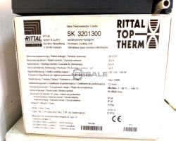 Maschine: KEYENCE CV-5501P, CA-DC20E, CA-MP81 Schaltschränke