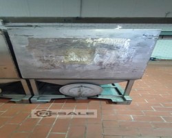 Maschine:  1.000 Liter Transporttank mit Gestell/Transportcontainer