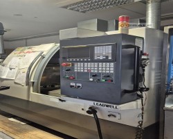 Maschine: LEADWELL V-30i Vertikale Bearbeitungszentren