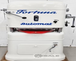 Maschine: FORTUNA Automat A 3 Brötchenpressen