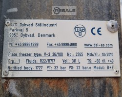 Maschine: DSI V-3 36/100 Vertikaler Plattengefrierschrank