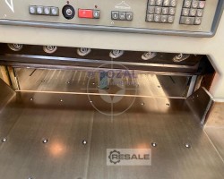 Maschine: POLAR 76 EM Papierschneidemaschinen