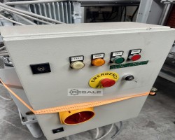 Maschine:   Furniersägen