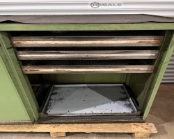 Maschine:   Arbeitsschränke