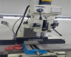 Maschine: MILLSTAR KT 200 Werkzeugfräsmaschinen