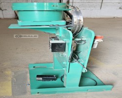 Maschine: NAGAYAMA CB/NHF & NHF T-nuts Automatische Nietmaschine für M8-Krallenköpfe NAGAYA