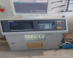 Maschine: ELUMATEC DG 204 Doppelgehrungssägen