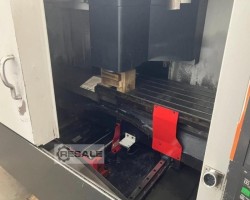 Maschine: MAZAK Nexus VCN 510C incl. conveyor CNC Bearbeitungszentren