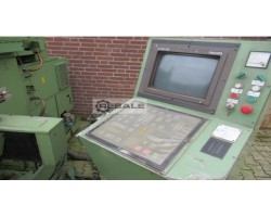 Maschine: MAHO MH-C 700 CNC Universalfräsmaschinen