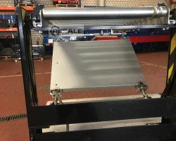 Maschine: INTERROLL RM8830 Durchgangsklappe/Klappelement