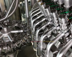 Maschine: KRONES PET filling line - Ergobloc Abfüllanlagen