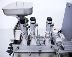 Maschine: UHLMANN B1240 Blasenmaschine