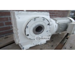 Maschine: SEW EURODRIVE SA77/A/112GD Zahnradmotor 22 U/min 3 kW