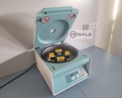 Maschine: HETTICH ROTOFIX 32 Labor-Tischzentrifuge