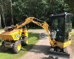 Maschine: CATERPILLAR 301.6 Minibagger with Anhänger Minibagger
