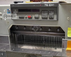 Maschine: POLAR 76 EM Papierschneidemaschinen
