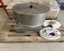 Maschine: GESAME FOOD MASCHINERY MH-100 A Fleischformer