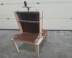 Maschine: MÜRO Original Müro Blockleimpresse