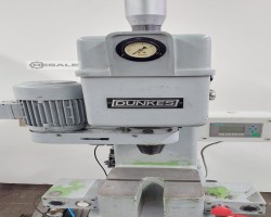 Maschine: DUNKES DN 2 Taumelnietmaschinen