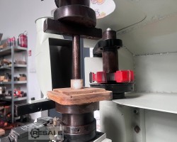 Maschine: COMEC FGS-1T Kopierfräsen