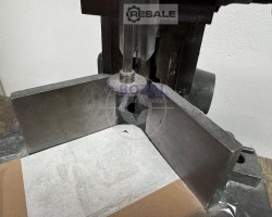 Maschine: TRäNKLEIN  Eckenstanzmaschinen