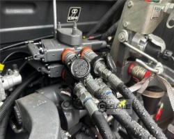 Maschine: KUBOTA M9960 Traktoren