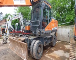 Maschine: DOOSAN DX 210 W Kettenbagger
