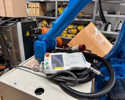 Maschine: YASKAWA MOTOMAN MH50 DX100 Industrieroboter