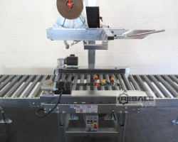 Maschine: SOCO SYSTEM T-100 Kartonverpackungsmaschinen