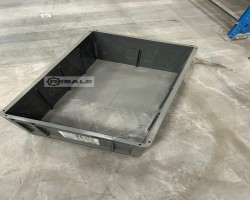 Maschine:  Kunststoff Lagerboxen 30.000 Kunststoff Lagerboxen / Eurobehälter