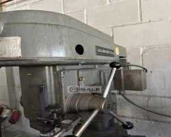 Maschine: ALZMETALL AB 3 / ESV Säulenbohrmaschinen
